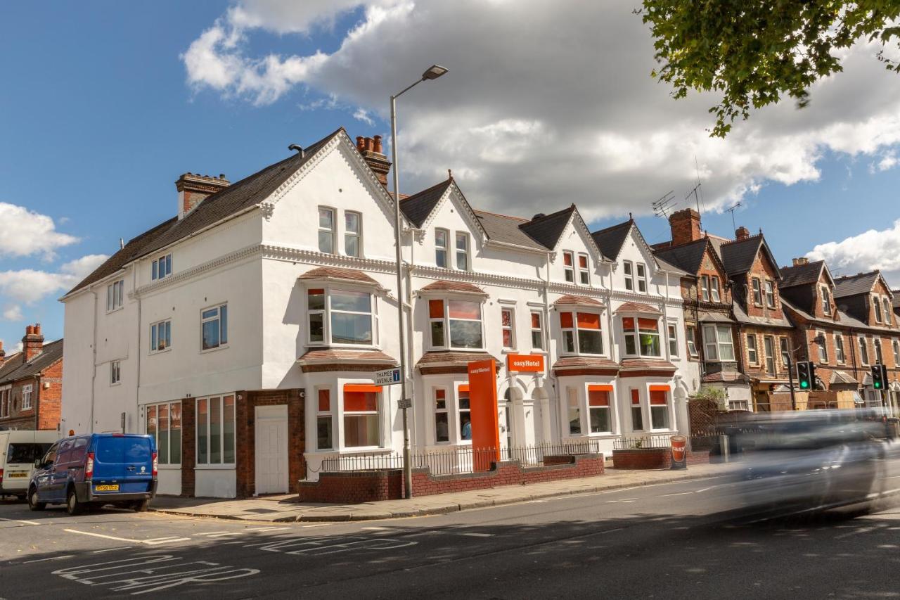 Easyhotel Reading Luaran gambar