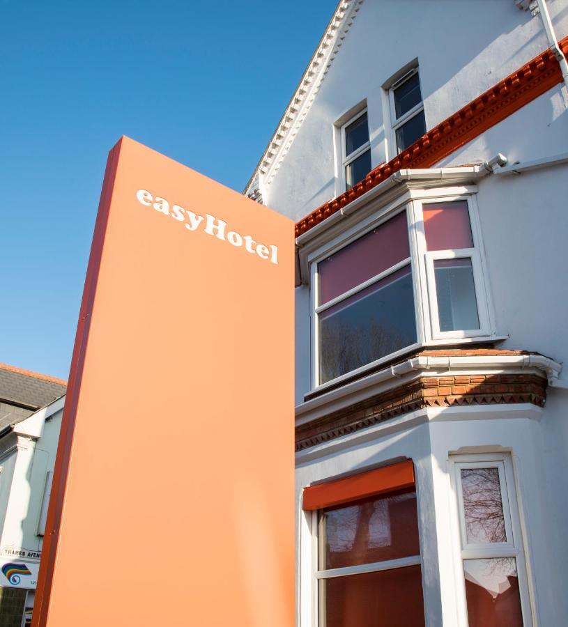 Easyhotel Reading Luaran gambar